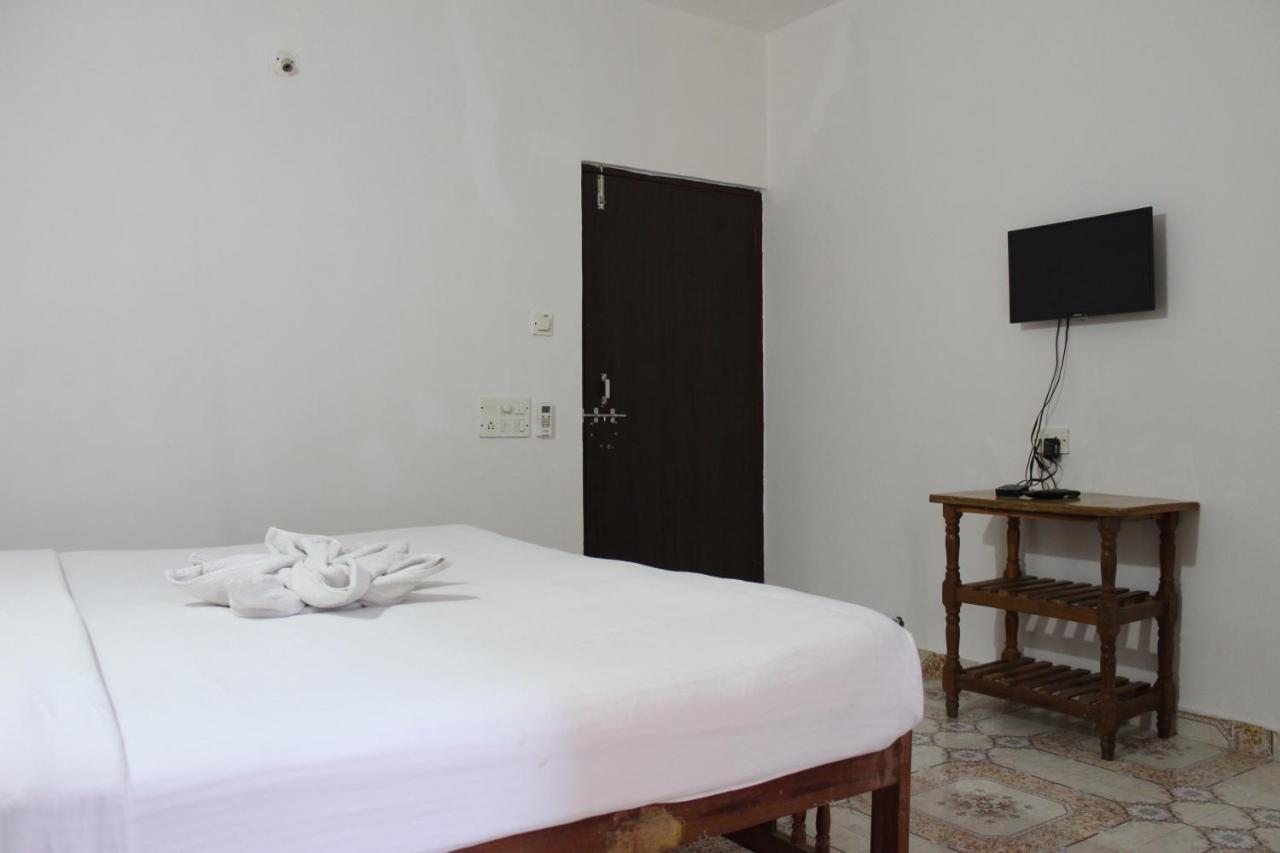Stay At Seas Calangute Εξωτερικό φωτογραφία
